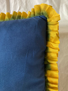 Frilly Eye Cushion